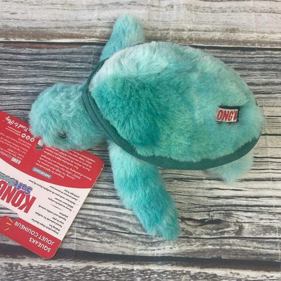 KONG SoftSeas Turtle Dog Toy | Small | Crinkle & Squeak Plush - Picture 1 of 7